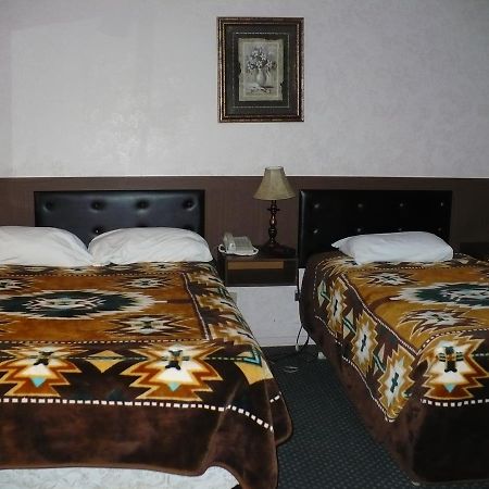 Sheridan Lawrence M Hotel Fort Vermilion المظهر الخارجي الصورة
